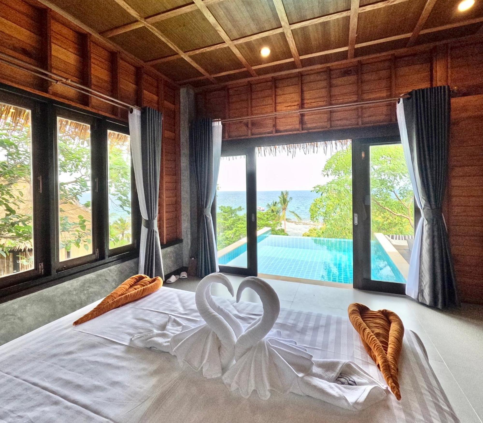 Koh Tao Relax Freedom Beach Resort Bagian luar foto