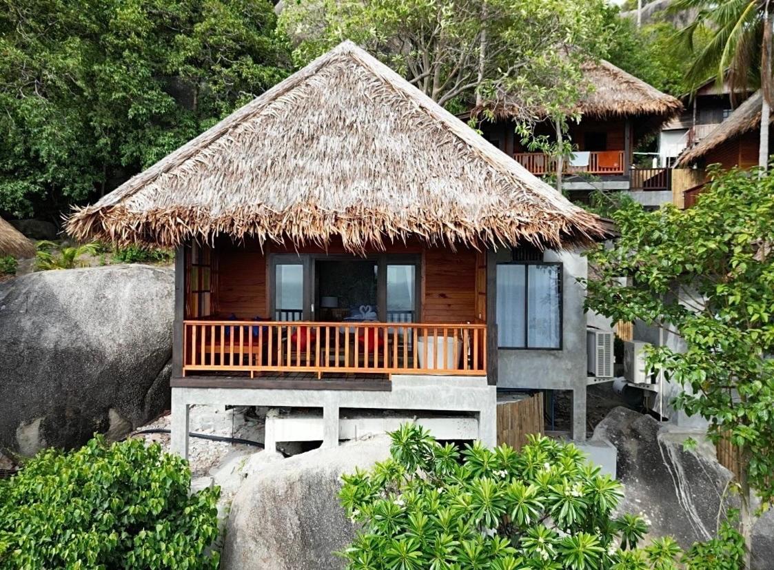 Koh Tao Relax Freedom Beach Resort Bagian luar foto